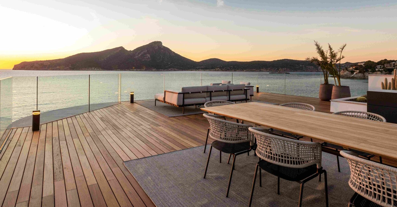 IMG_4793-web-scaled-e1713972133791-1920x912 1