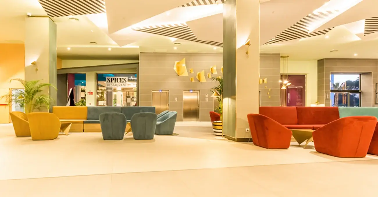 2_HOTEL-RIU-PLAYA-PARK-1 1