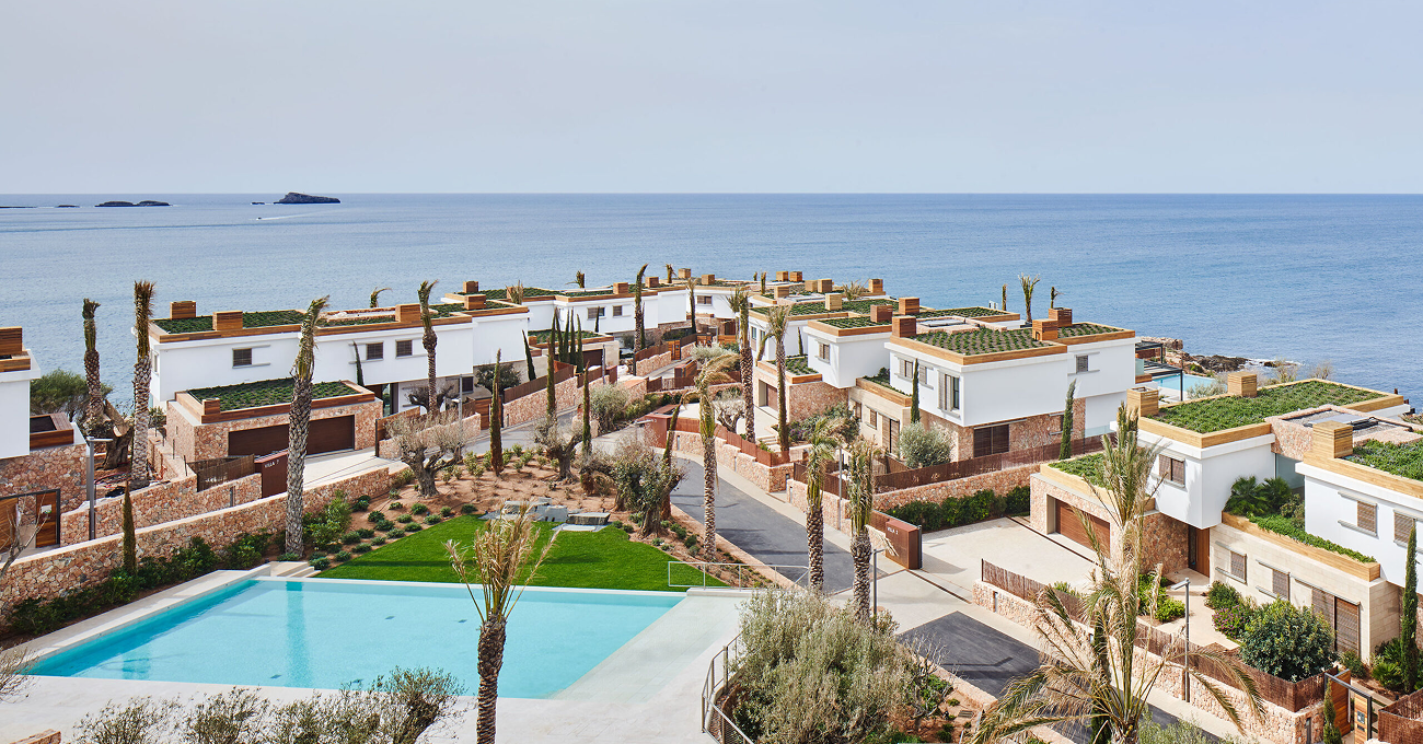 5-cap-adriano-by-grasreynesarquitectos-scaled 2